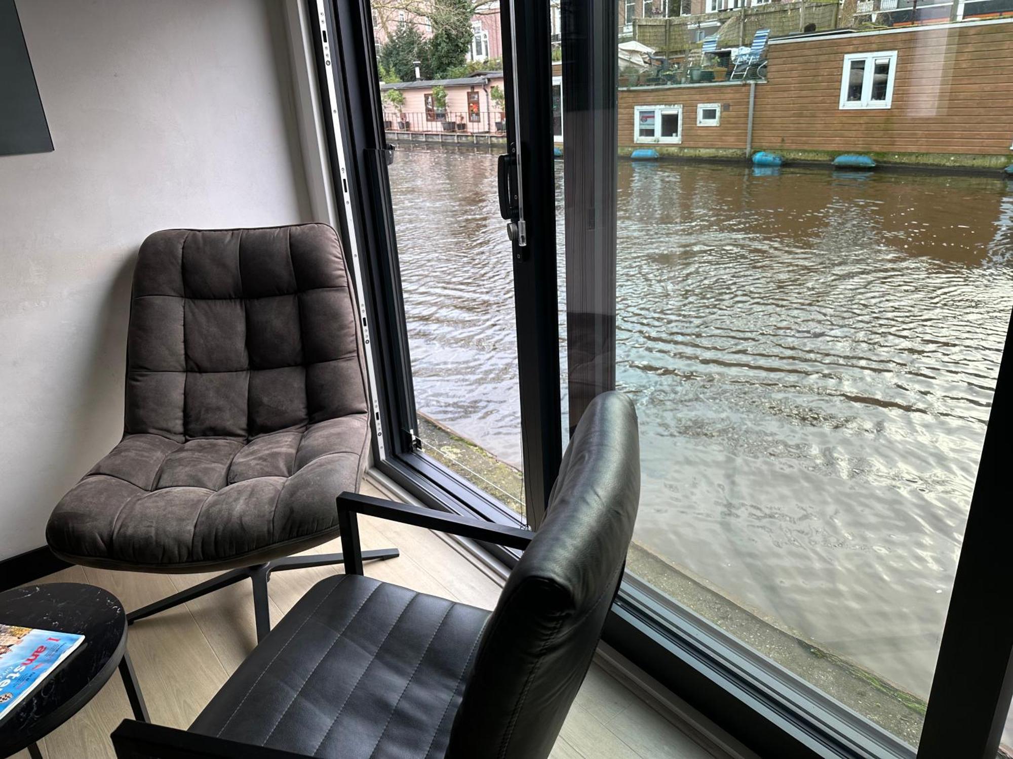 مبيت وإفطار Amsterdam-Houseboat-Amstel المظهر الخارجي الصورة